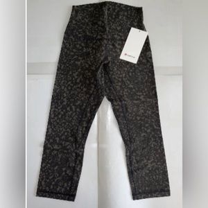 NWT lululemon align HR crop 21”